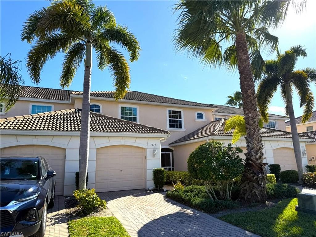 Image 1 of property listing at 1376 Weeping Willow CT, Cape Coral, FL 33909