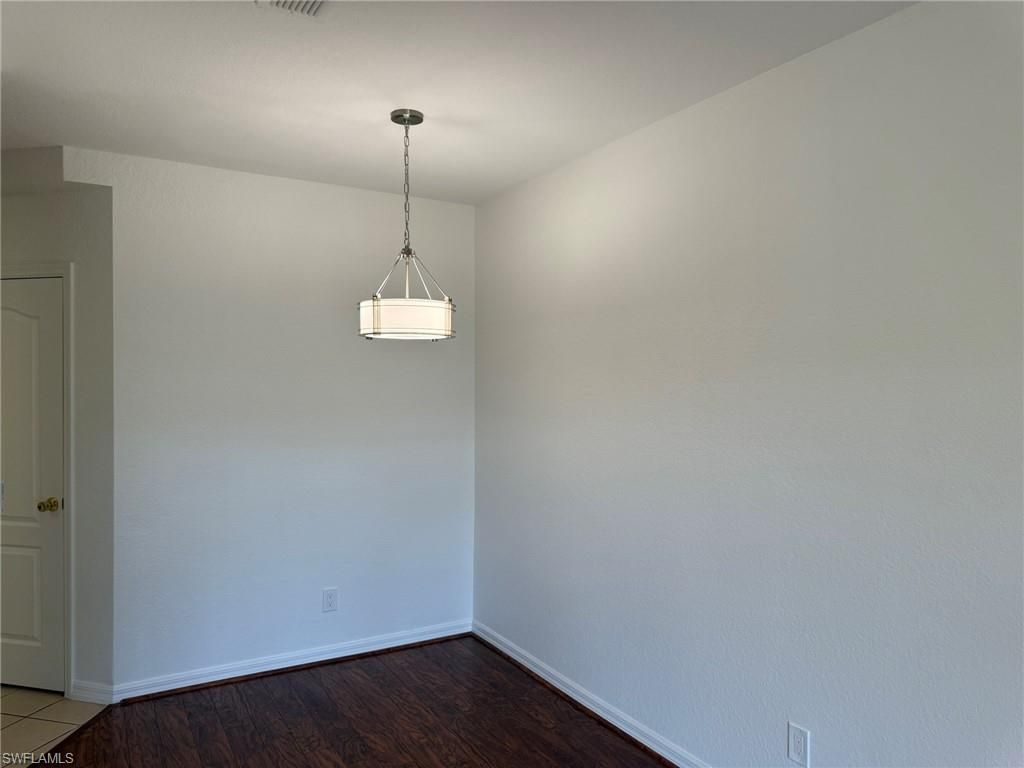 Image 23 of property listing at 1376 Weeping Willow CT, Cape Coral, FL 33909