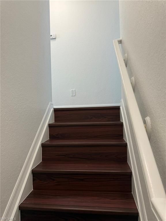 Image 26 of property listing at 1376 Weeping Willow CT, Cape Coral, FL 33909