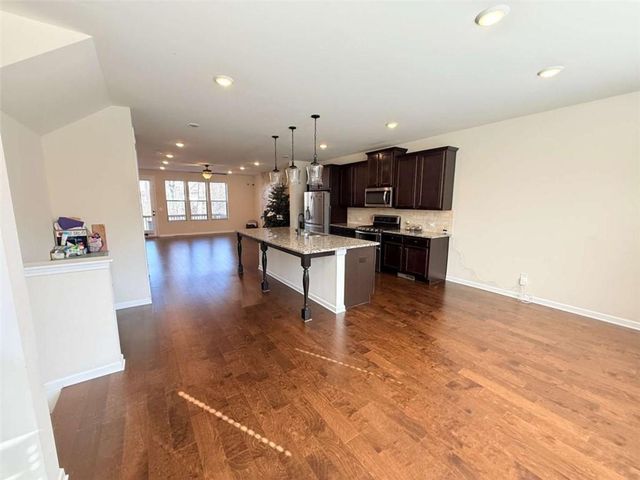 2336 Tarben Drive, Snellville, GA 30078