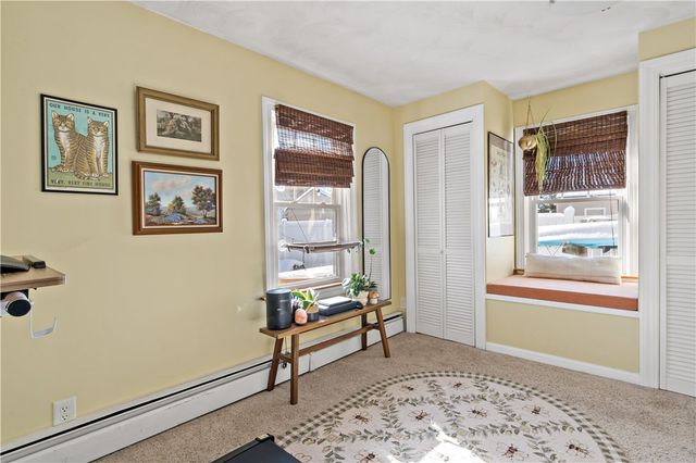 10 Cosett Road, Warwick, RI 02886