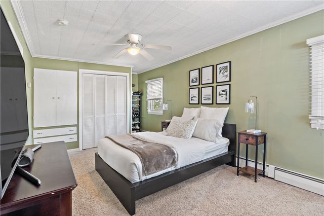 10 Cosett Road, Warwick, RI 02886