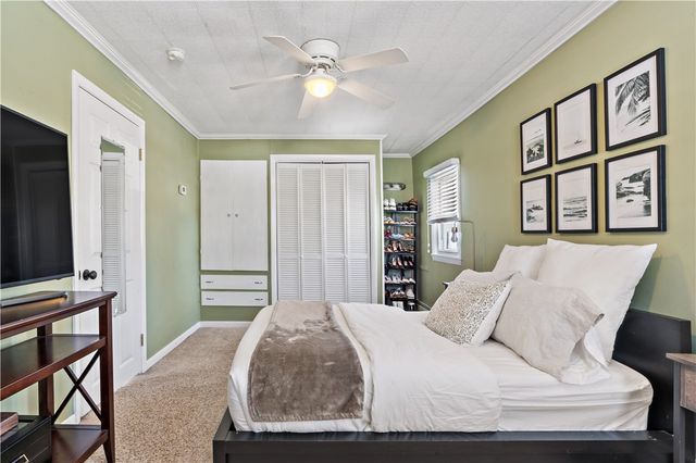 10 Cosett Road, Warwick, RI 02886