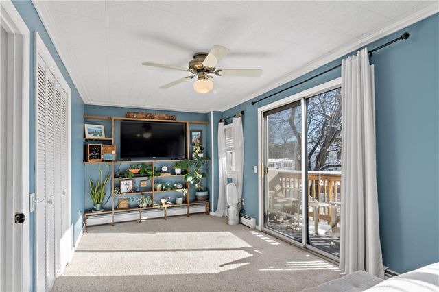 10 Cosett Road, Warwick, RI 02886