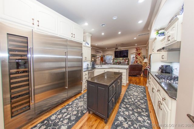 9010 N 100th East Avenue E, Owasso, OK 74055