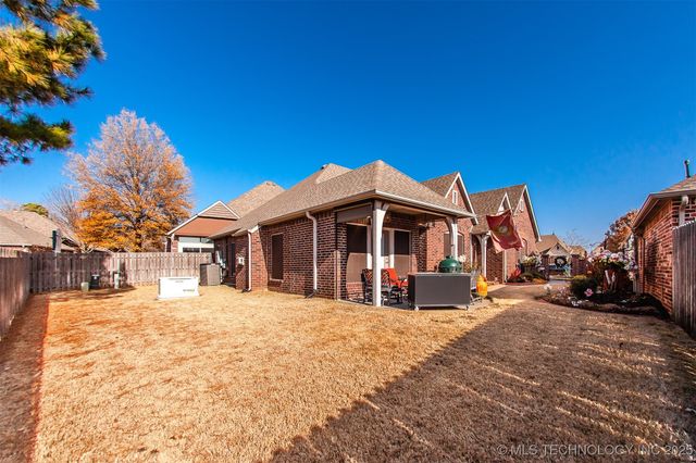 9010 N 100th East Avenue E, Owasso, OK 74055