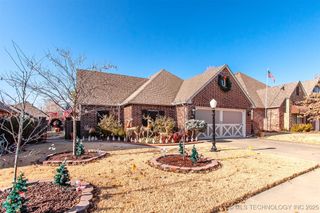 9010 N 100th East Avenue E, Owasso, OK 74055