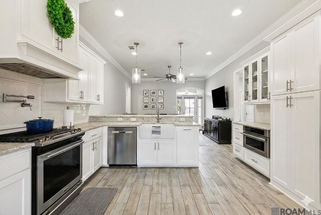 2878 Lakeview Ln, Paulina, LA 70763