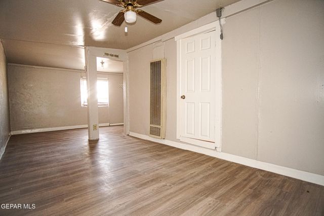 7161 Dale Road 2, El Paso, TX 79915