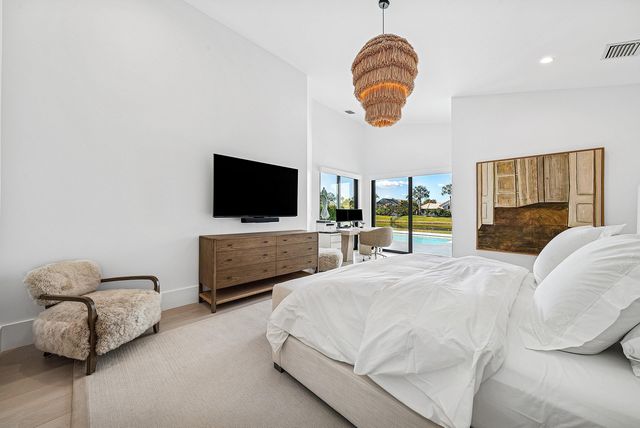 13765 Le Havre Drive, Palm Beach Gardens, FL 33410