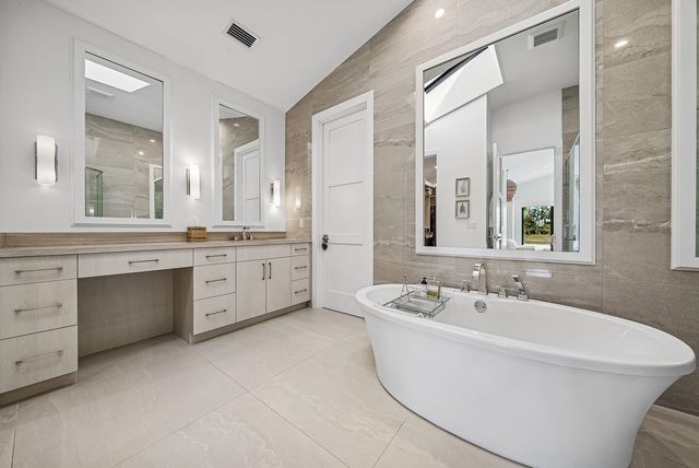 13765 Le Havre Drive, Palm Beach Gardens, FL 33410