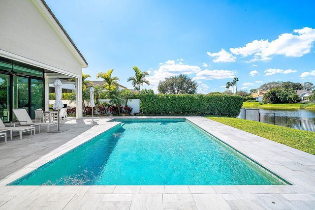 13765 Le Havre Drive, Palm Beach Gardens, FL 33410