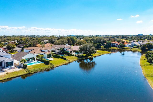 13765 Le Havre Drive, Palm Beach Gardens, FL 33410