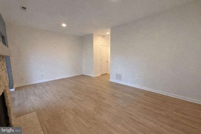 1191 CYPRESS TREE PL, Herndon, VA 20170