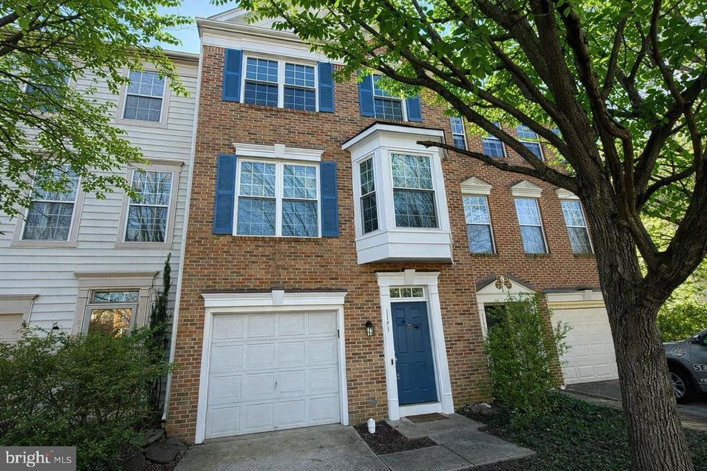 1191 CYPRESS TREE PL, Herndon, VA 20170