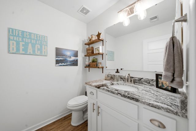 1 Dellwood Lane, Wedgefield, SC 29168