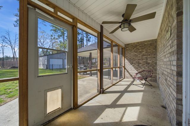 1 Dellwood Lane, Wedgefield, SC 29168