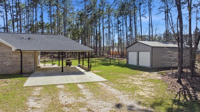 1 Dellwood Lane, Wedgefield, SC 29168