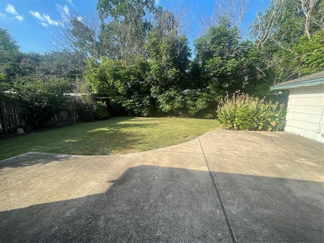 3010 Castlewood Street, Houston, TX 77025