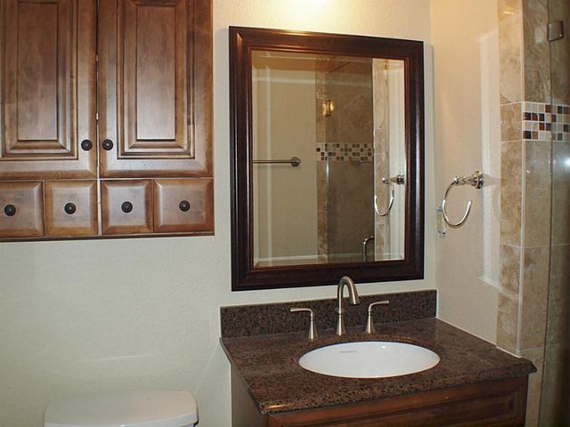 3010 Castlewood Street, Houston, TX 77025