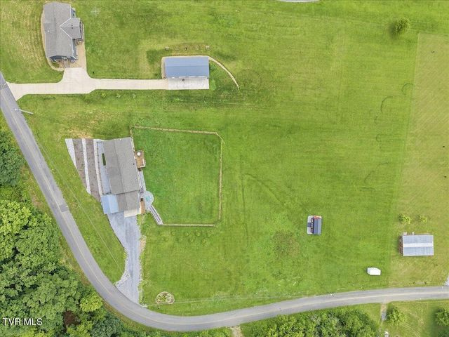 900 Gregg Mill Road, Greeneville, TN 37743