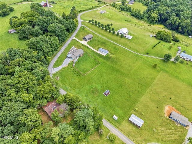 900 Gregg Mill Road, Greeneville, TN 37743