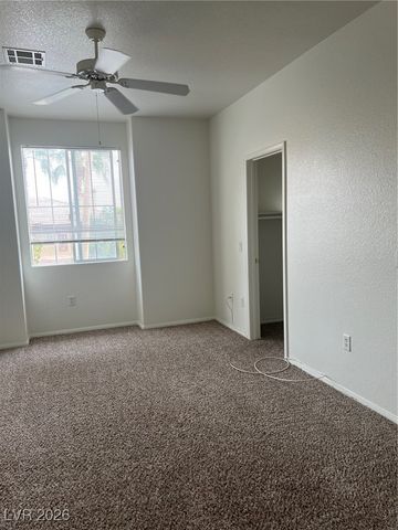 10201 Deerfield Beach Avenue 101, Las Vegas, NV 89129