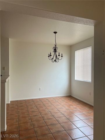 10201 Deerfield Beach Avenue 101, Las Vegas, NV 89129