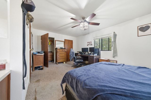 1450 Greenback Lane, Redding, CA 96003