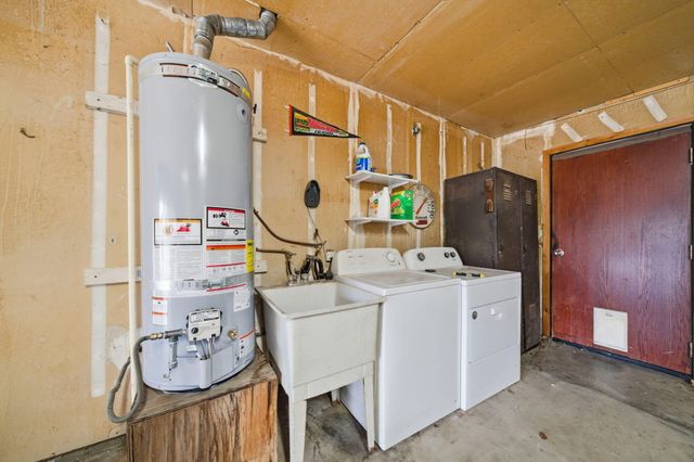 1450 Greenback Lane, Redding, CA 96003