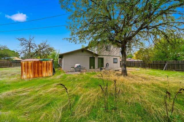 1450 Greenback Lane, Redding, CA 96003