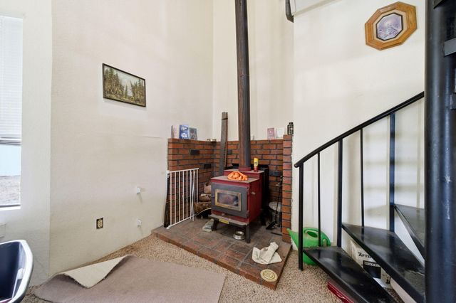 1450 Greenback Lane, Redding, CA 96003