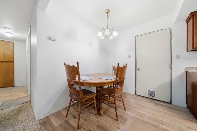 1450 Greenback Lane, Redding, CA 96003