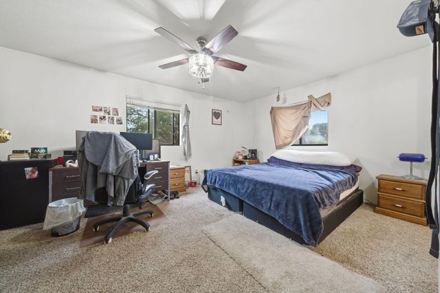 1450 Greenback Lane, Redding, CA 96003