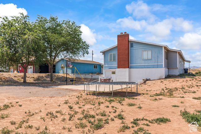 225 S 300 W, Redmond, UT 84652