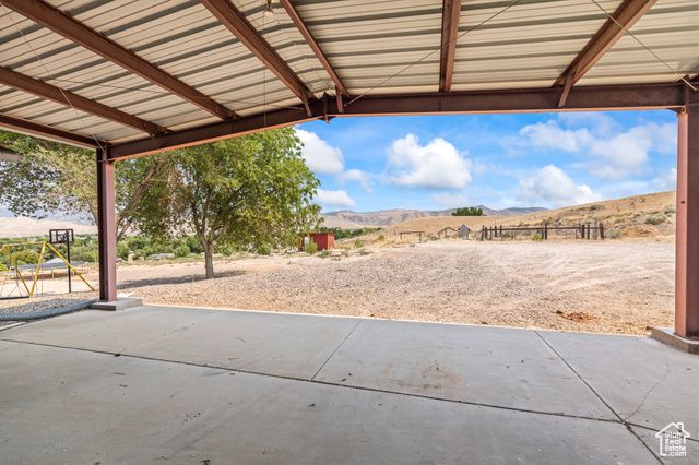 225 S 300 W, Redmond, UT 84652