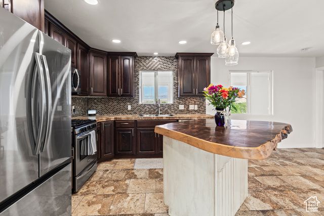 225 S 300 W, Redmond, UT 84652