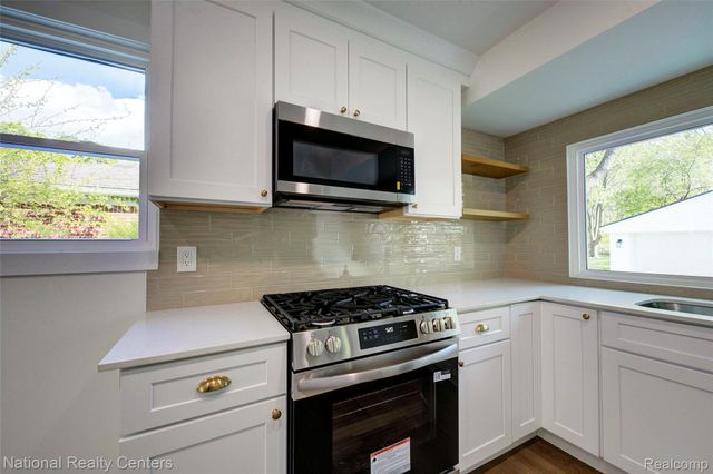 35623 Minton Street, Livonia, MI 48150