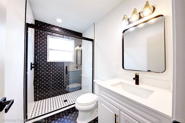 35623 Minton Street, Livonia, MI 48150