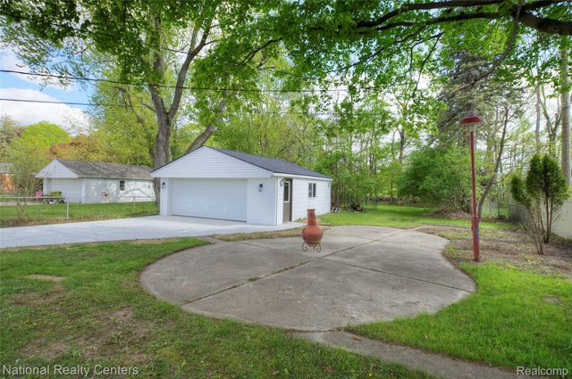 35623 Minton Street, Livonia, MI 48150