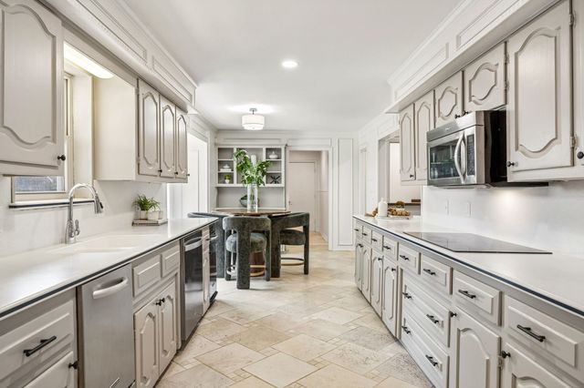 8716 Echo Valley Drive, Dallas, TX 75243