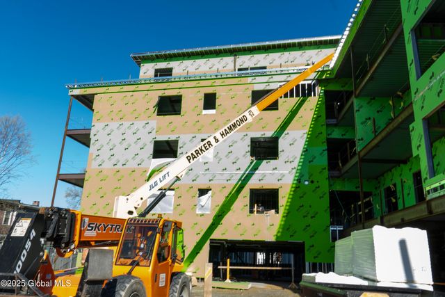 78 Church Street 406, Saratoga Springs, NY 12866