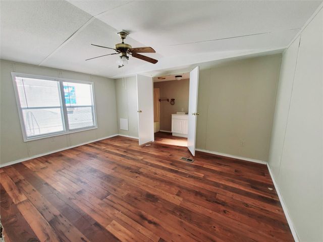 401 S Woodson Street 5, Willis, TX 77378