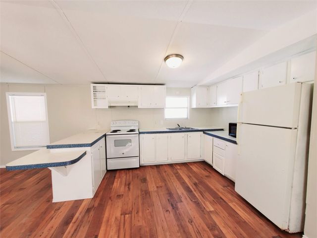 401 S Woodson Street 5, Willis, TX 77378