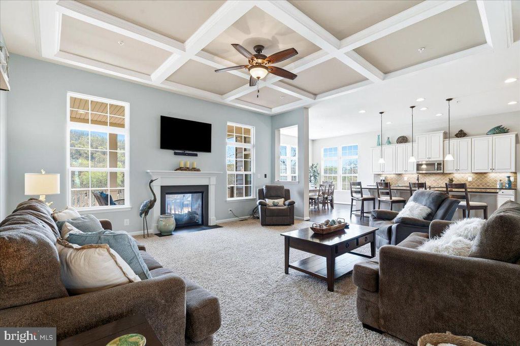 Image 15 of property listing at 9807 ACCIPITER CT, New Market, MD 21774