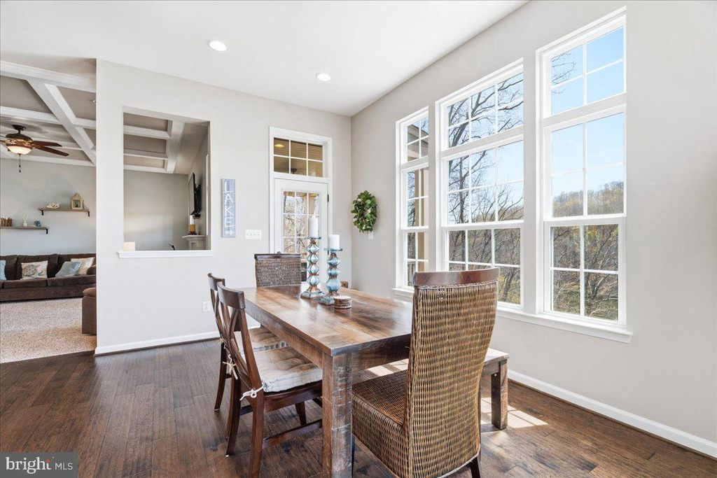 Image 24 of property listing at 9807 ACCIPITER CT, New Market, MD 21774