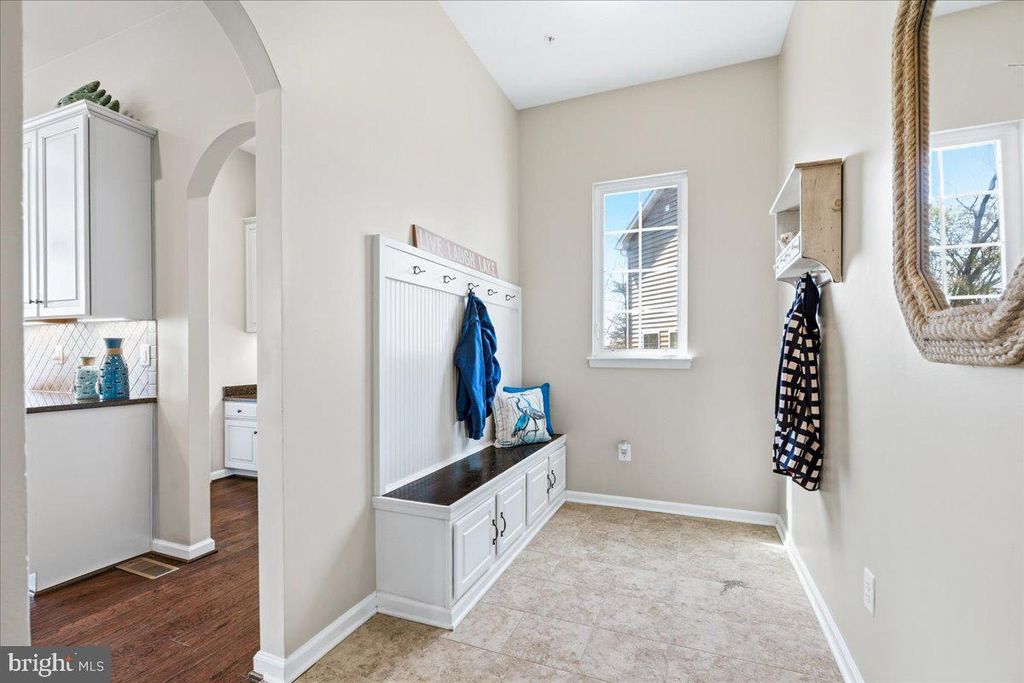 Image 27 of property listing at 9807 ACCIPITER CT, New Market, MD 21774