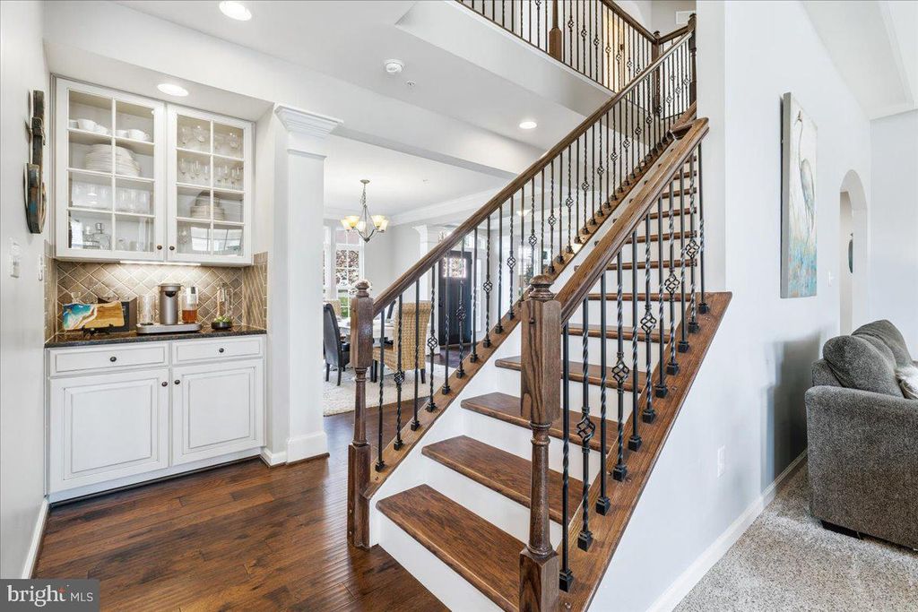 Image 29 of property listing at 9807 ACCIPITER CT, New Market, MD 21774