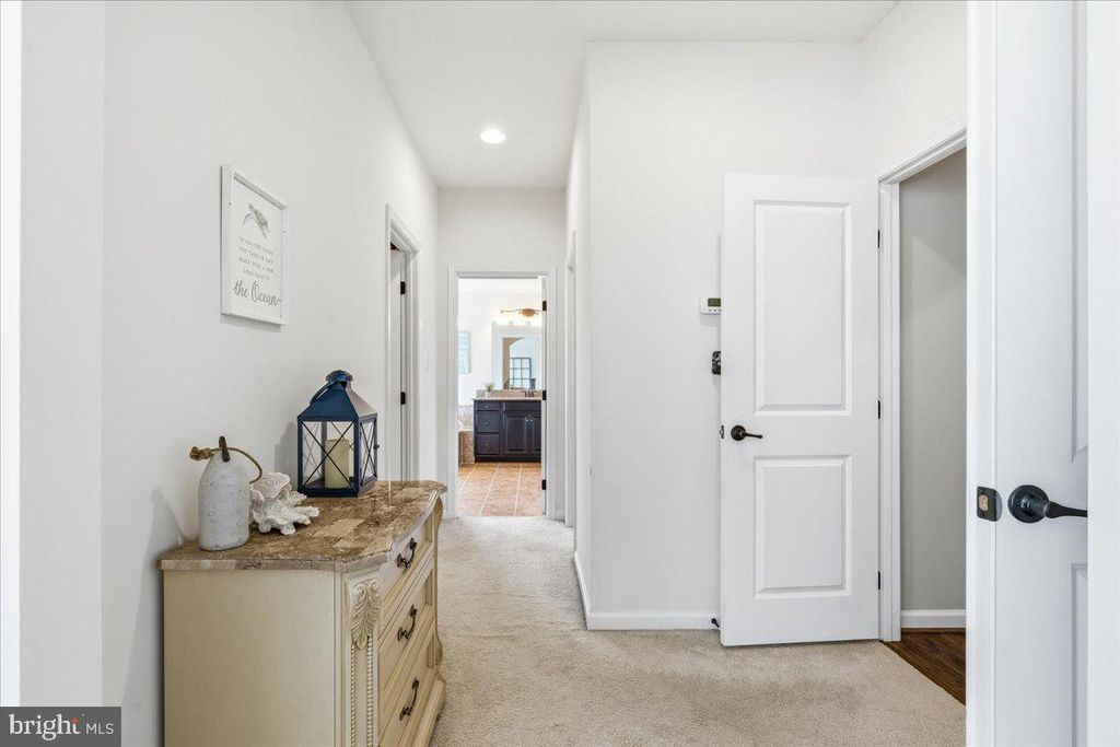 Image 35 of property listing at 9807 ACCIPITER CT, New Market, MD 21774