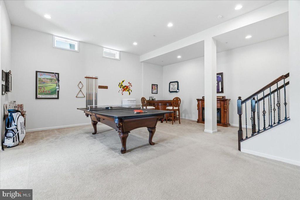 Image 47 of property listing at 9807 ACCIPITER CT, New Market, MD 21774